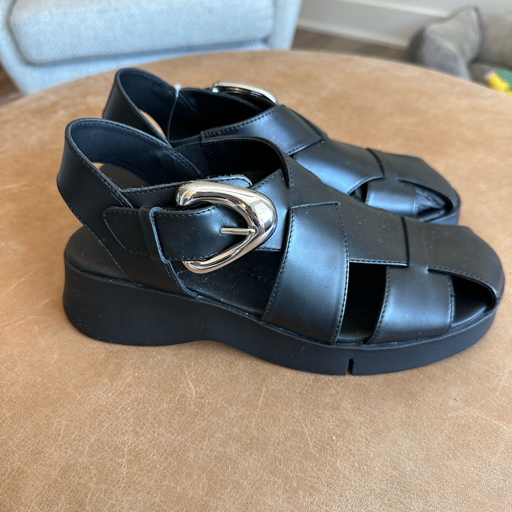 Brand new cute shoes!  I missed the return window. didn’t work with my bunion.